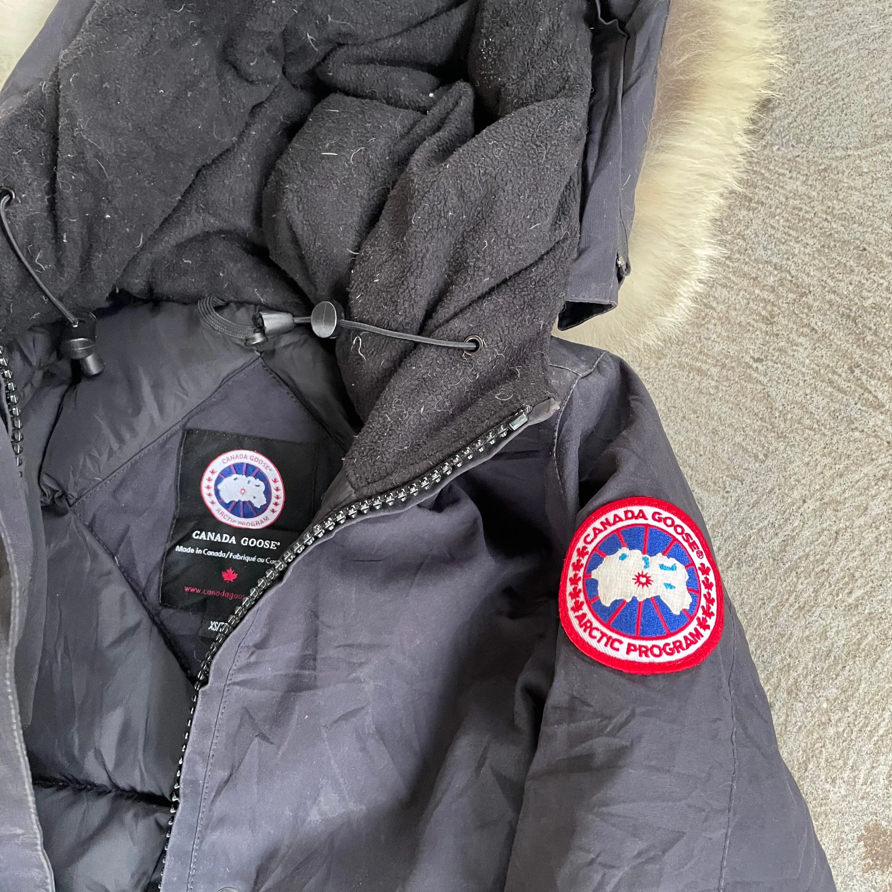 Canada Goose Victoria Puffer Jacket Size XS