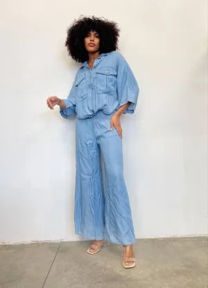 Lightweight double pocket Denim top
