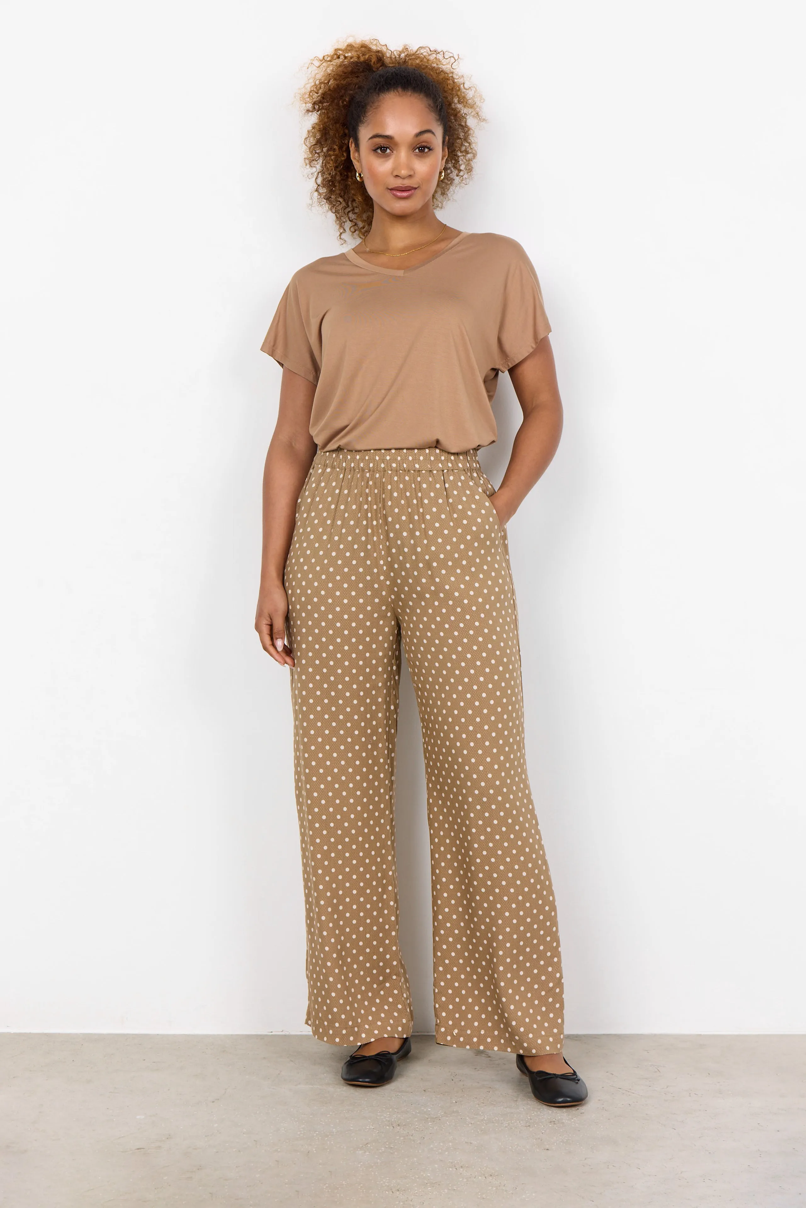 Marica 32 T-Shirt - Brown