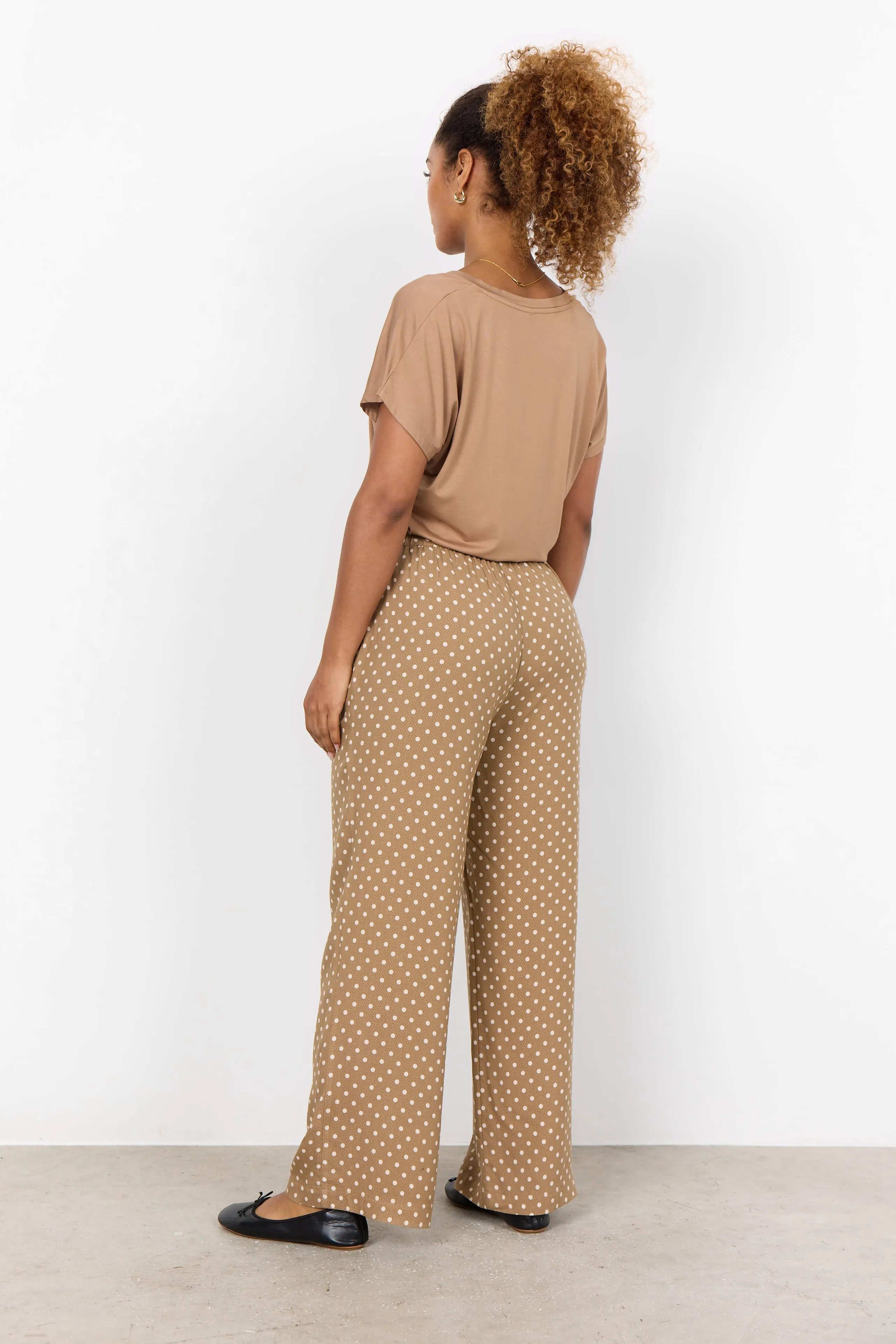 Marica 32 T-Shirt - Brown