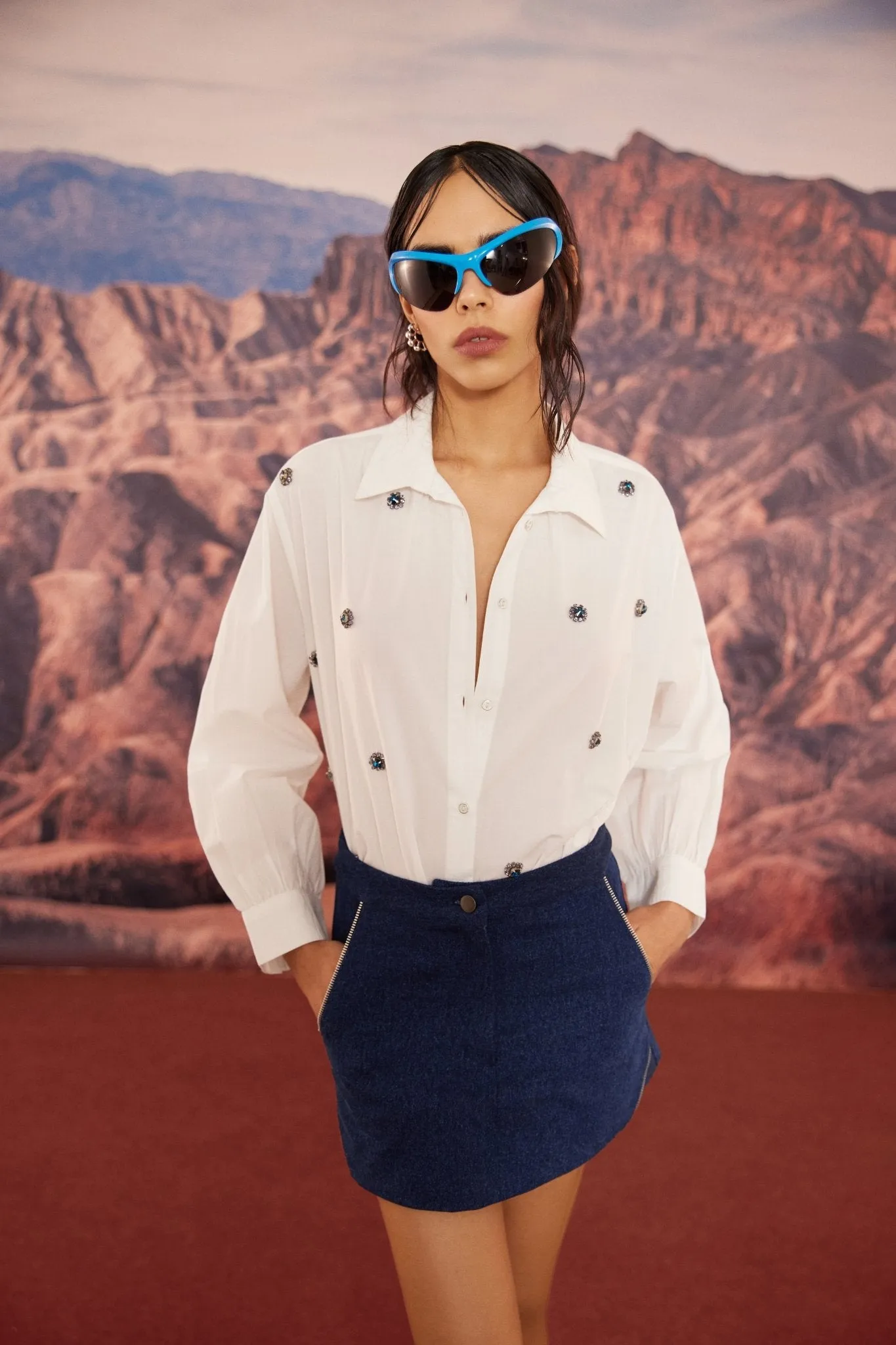 WHITE EMBELLISHED OVERSIZE SHIRT