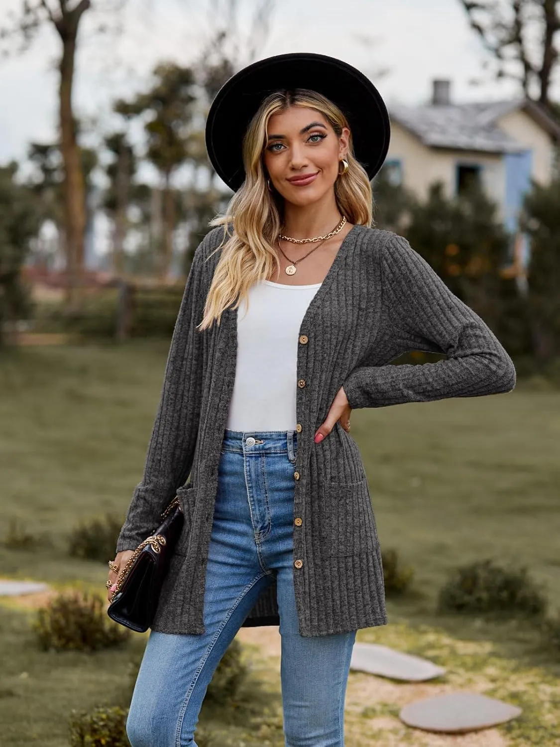 Womens 2025 Fall Fashion Cardigan Lightweight Soft Knit Cardigan for Women Long Sleeve Open Front Coat with Pockets