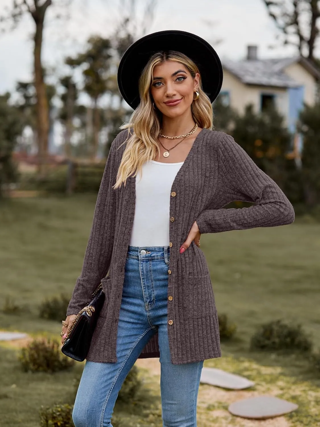 Womens 2025 Fall Fashion Cardigan Lightweight Soft Knit Cardigan for Women Long Sleeve Open Front Coat with Pockets