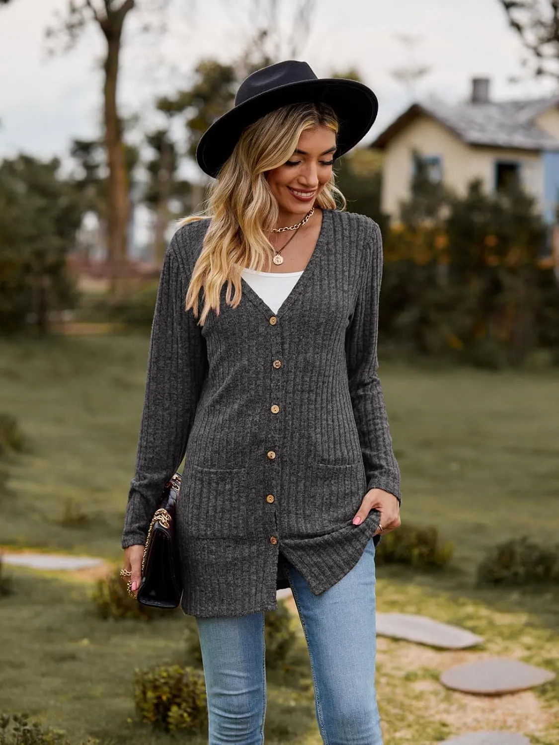 Womens 2025 Fall Fashion Cardigan Lightweight Soft Knit Cardigan for Women Long Sleeve Open Front Coat with Pockets